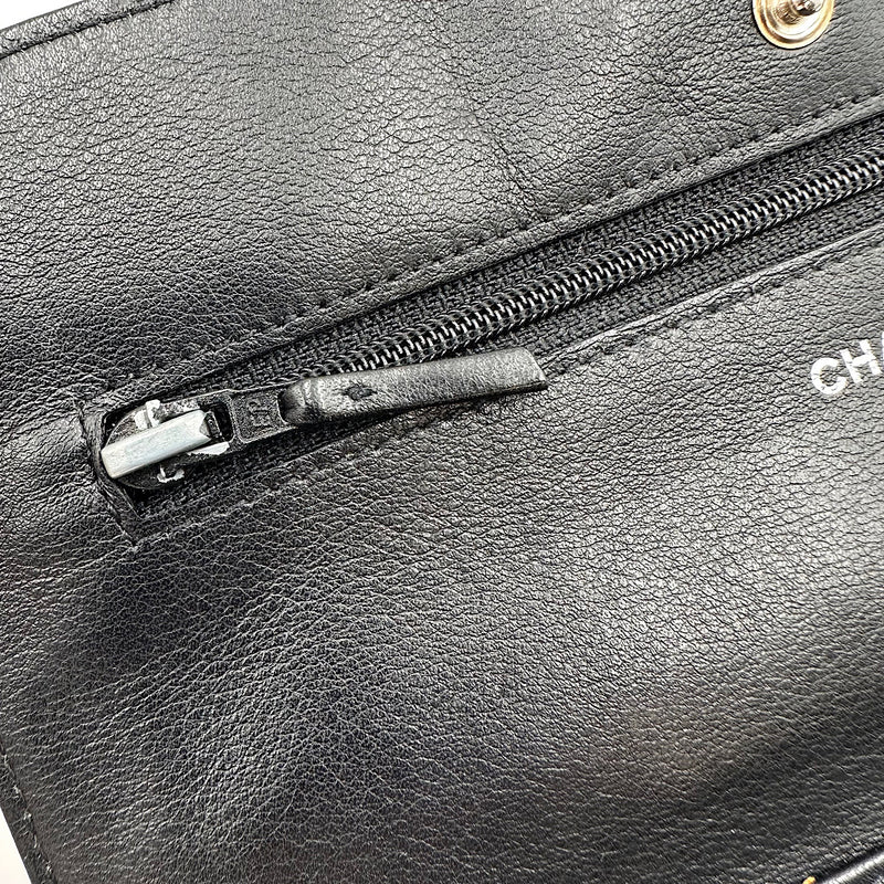 Wallet on chain 2.55 cuir verni noir