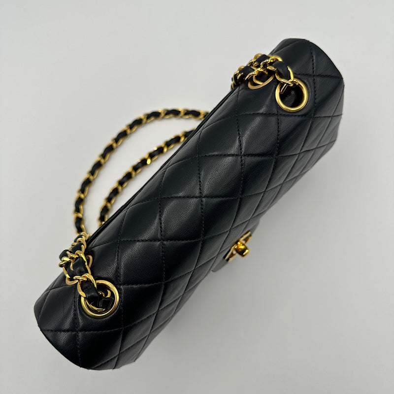 Timeless small agneau noir