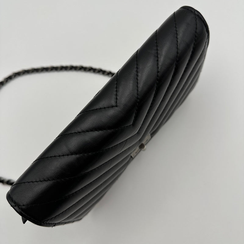 Wallet on chain 2.55 chevron