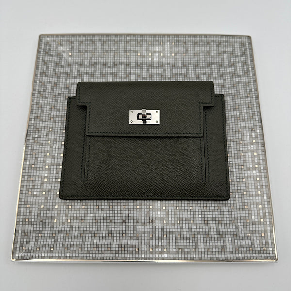 Kelly Pocket compact vert de gris