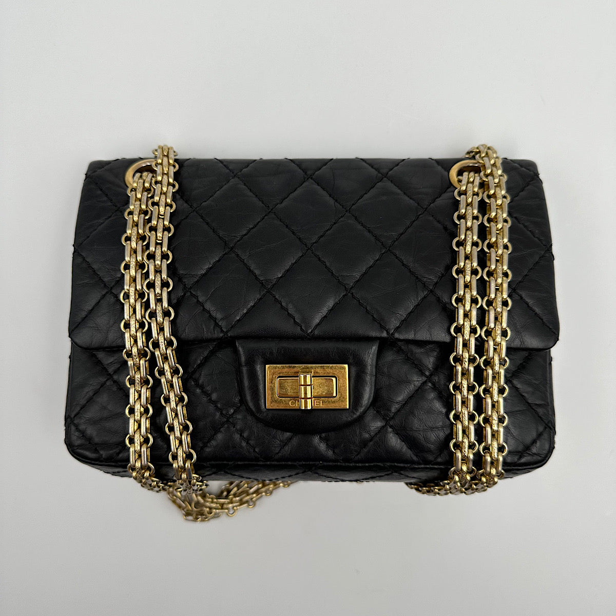 Mini sac Chanel veau vieilli noir or Le Dressing des Alpilles