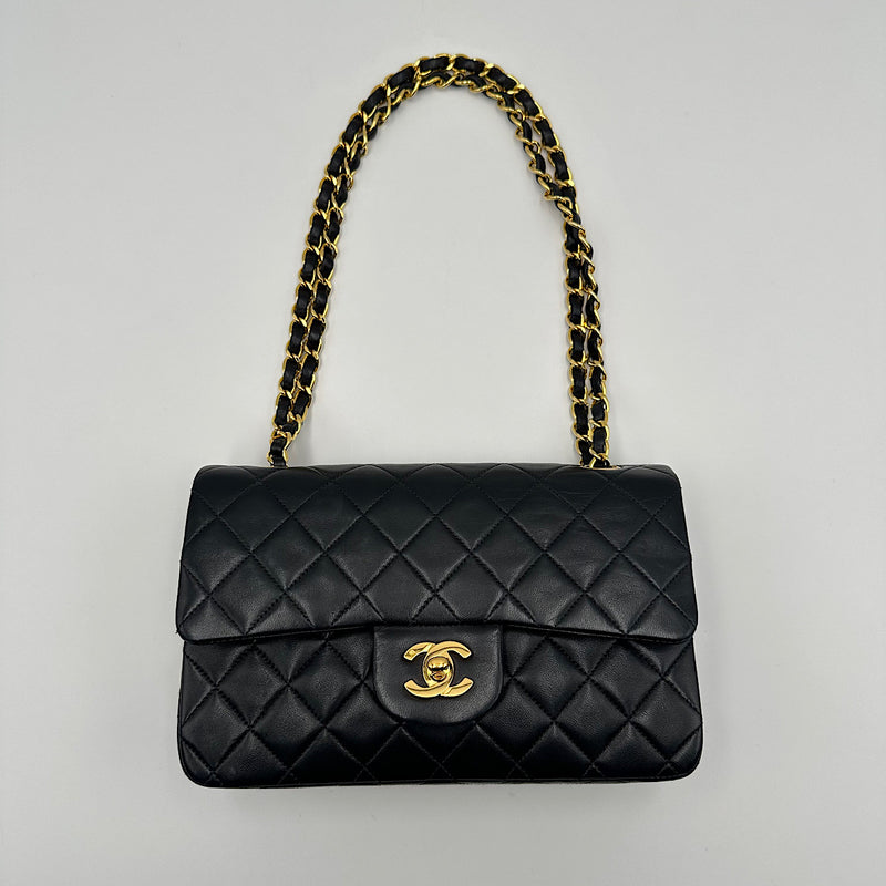 Timeless small agneau noir