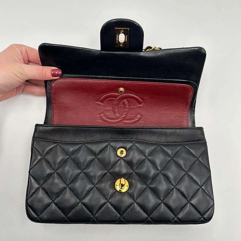 Timeless small agneau noir