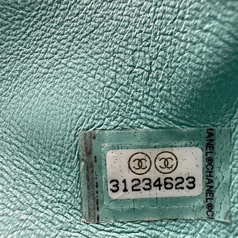 Timeless small caviar aigue-marine vert