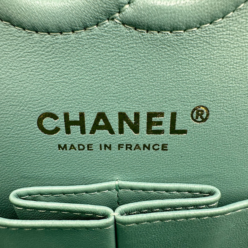 Timeless small caviar aigue-marine vert
