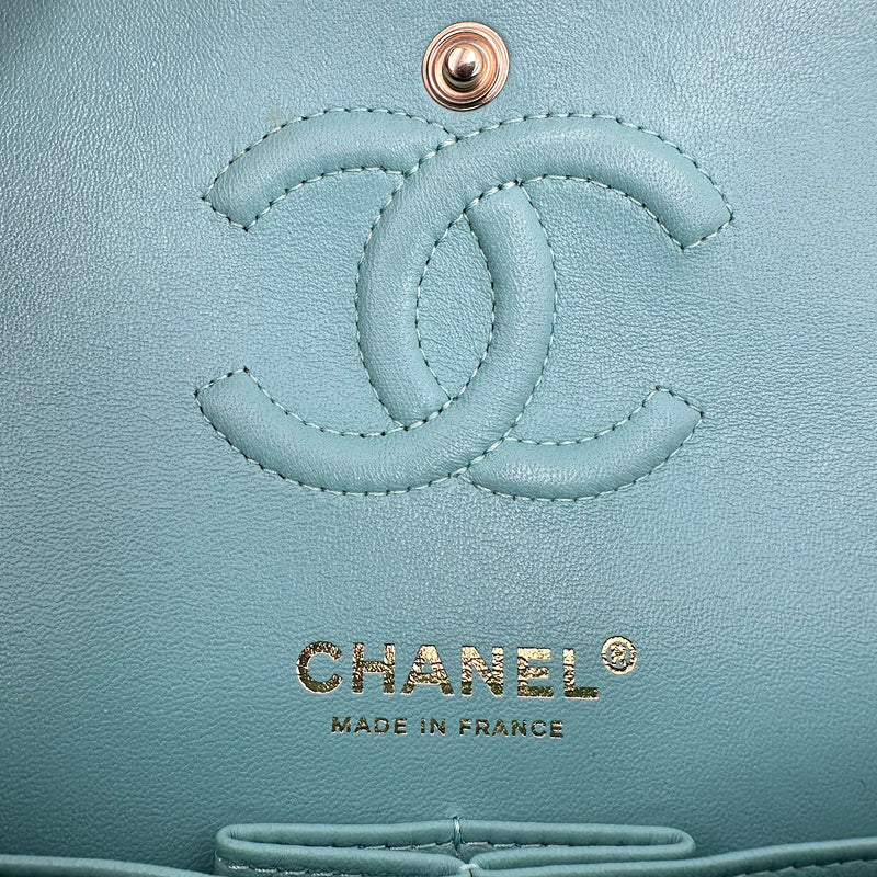 Timeless small caviar aigue-marine vert