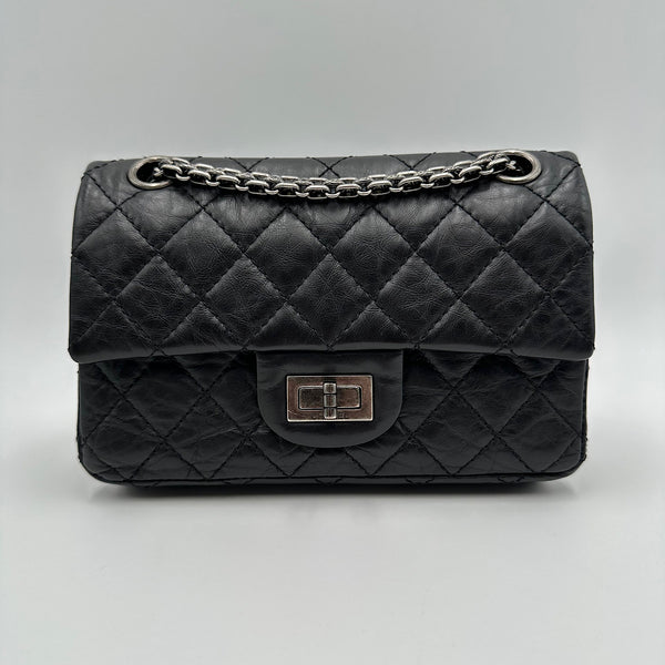 Mini 2.55 veau vieilli noir
