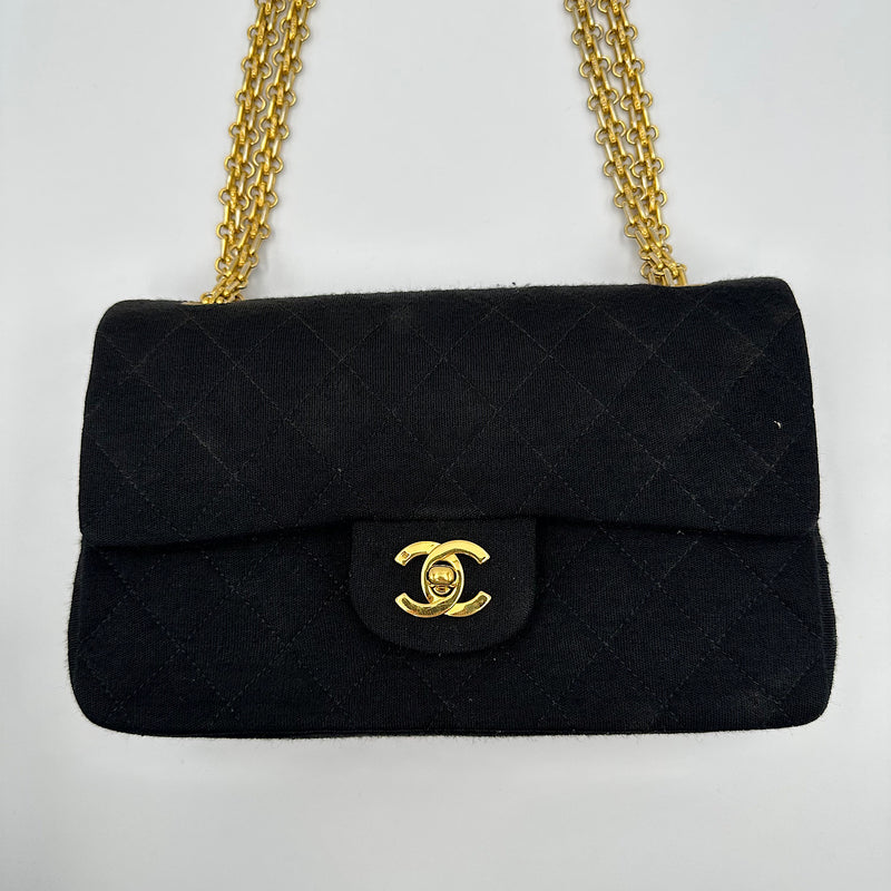 Timeless small jersey noir