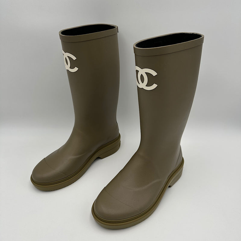 Bottes de pluie kaki T.36