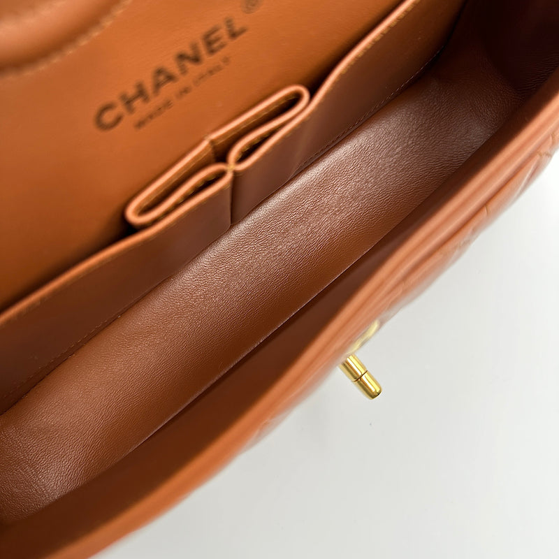 Timeless medium agneau caramel