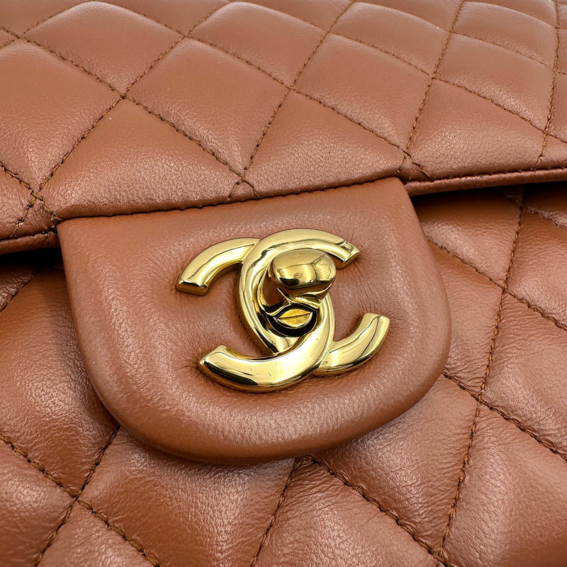 Timeless medium agneau caramel