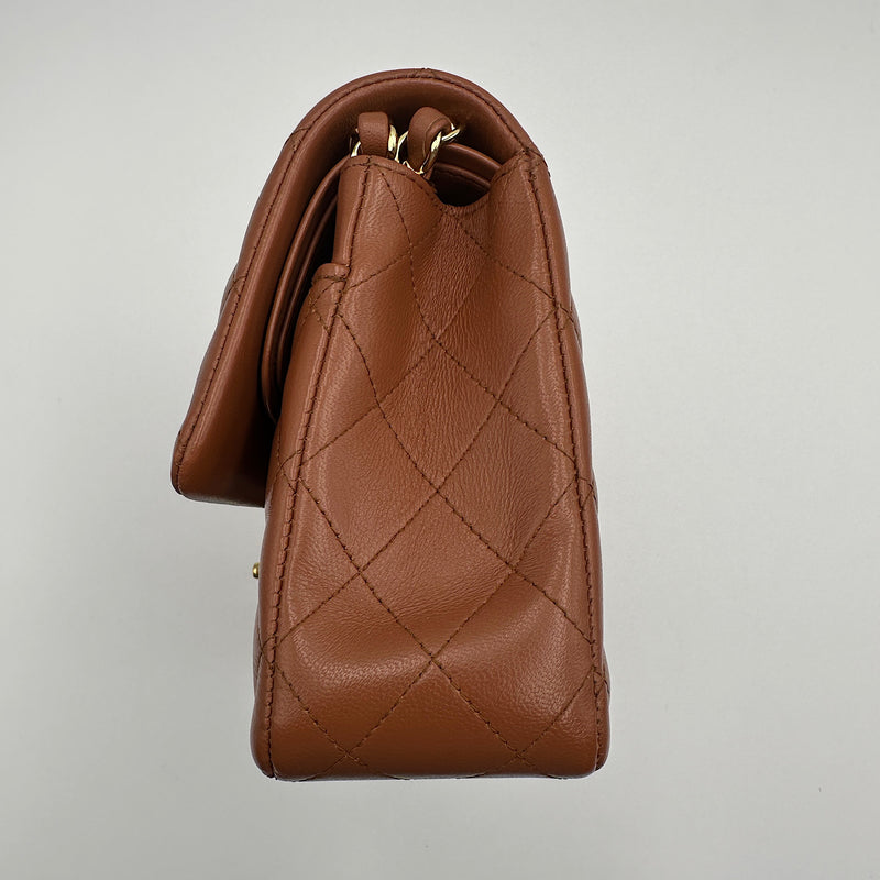 Timeless medium agneau caramel