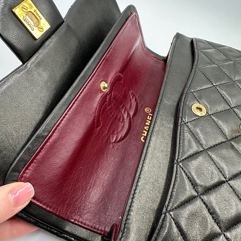 Petit sac classique agneau noir